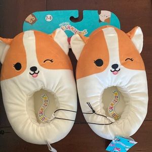 Slippers squishmallos NWT